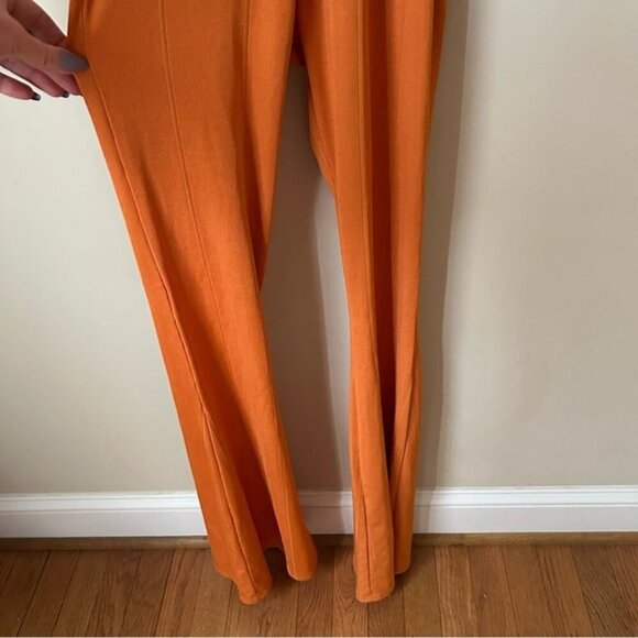 PrettyLitttleThing Orange Bandage Plunge Flared Leg Jumpsuit Women’s Size 2 - Picture 3 of 8